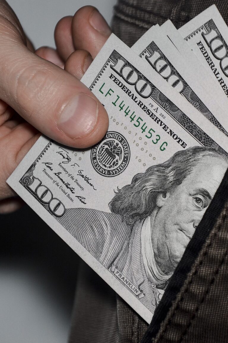 PAGARE IN DOLLARI CON PAYPAL