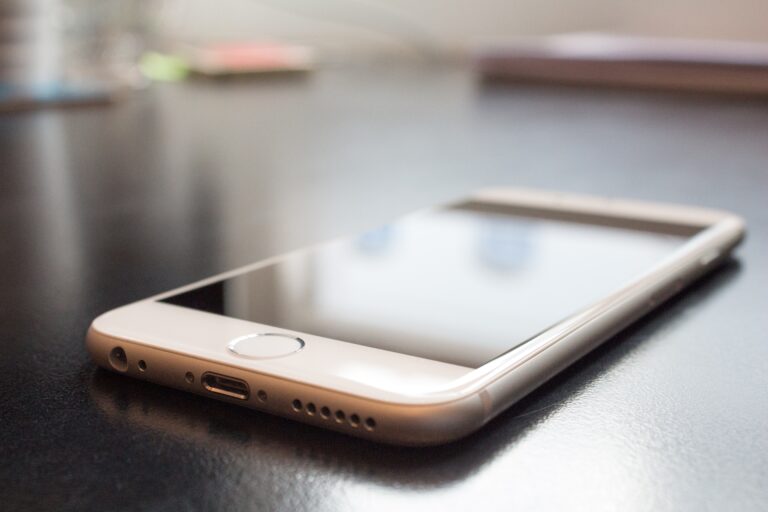 PAGARE BIGLIETTO AUTOBUS CON CELLULARE