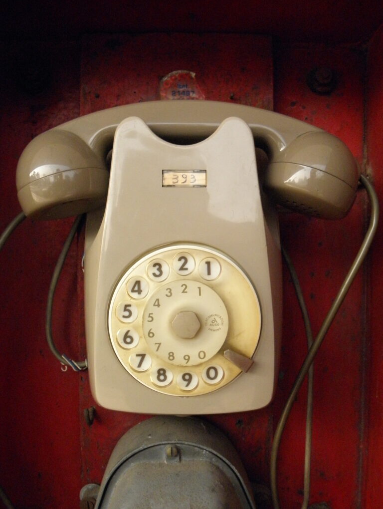 COME USARE IL TELEFONO PER PAGARE